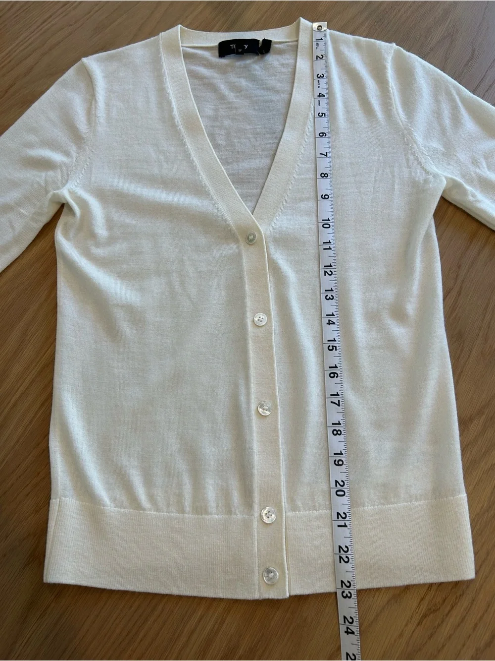 Theory Ivory Merino Wool V-Neck Cardigan XS - Picture 4 of 6